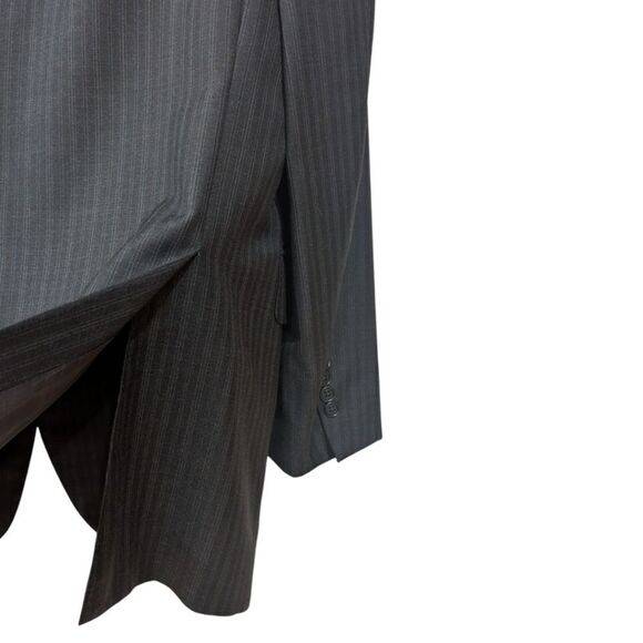 Canali Super 120's Italy Men's EU 50R Black Wool Pinstripe Blazer Three Button - Picture 5 of 11